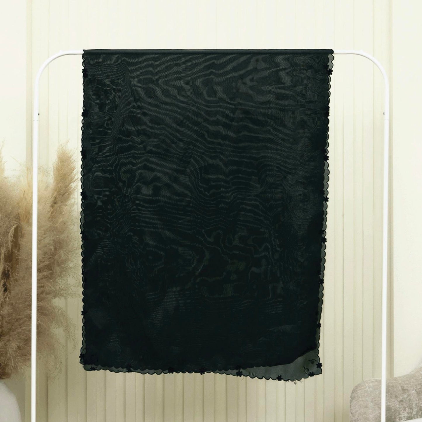 Selendang Organza