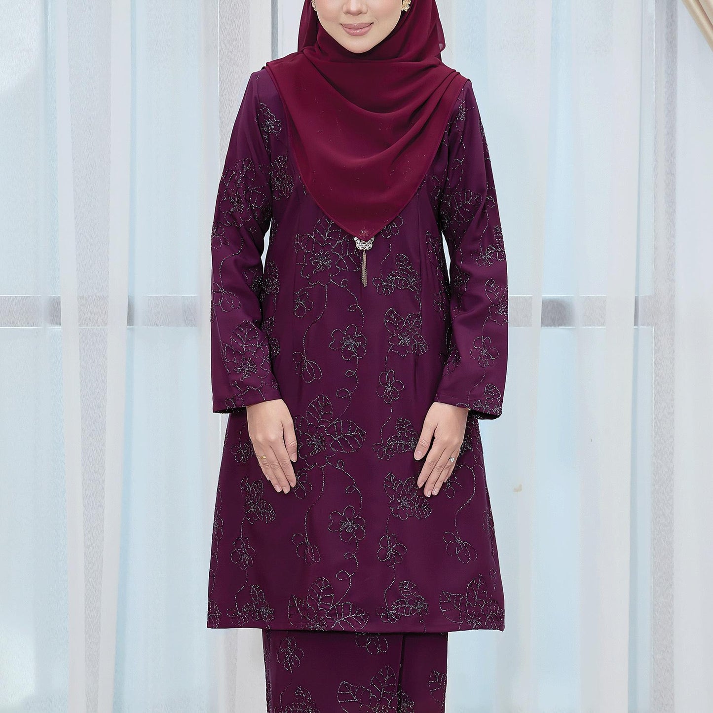 Adeera Kurung